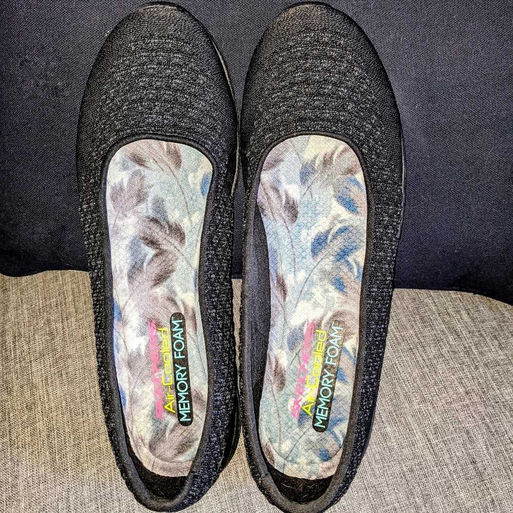 Skechers air cooled memory foam flats